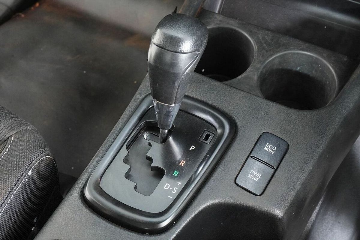 2019 Toyota Hilux SR (4x4) GUN126R MY19 4X4
