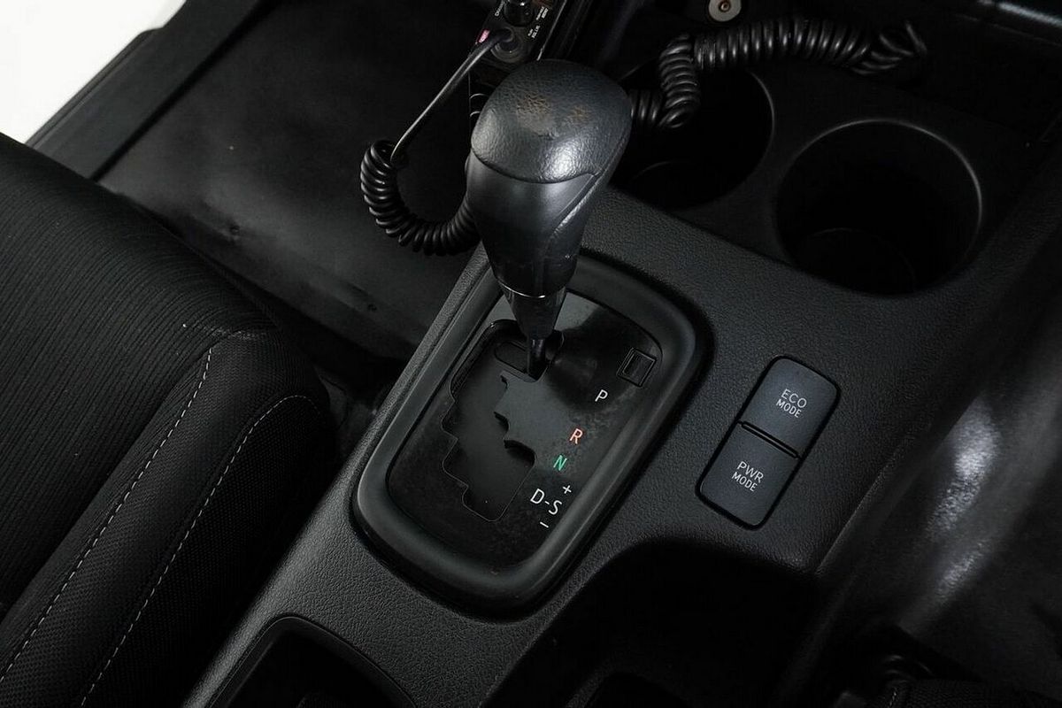 2020 Toyota Hilux SR (4x4) GUN126R Facelift 4X4