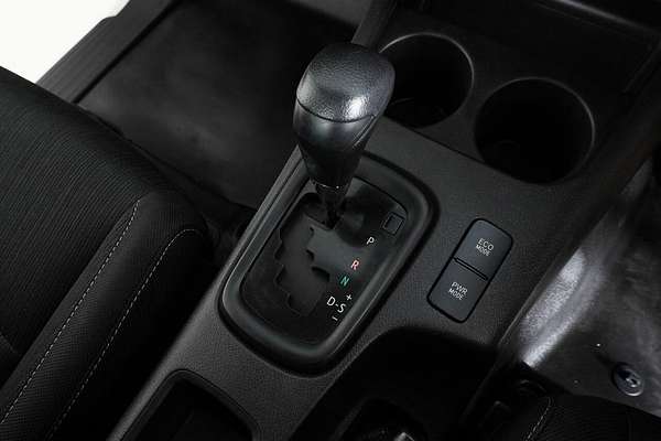 2021 Toyota Hilux SR (4x4) GUN126R Facelift 4X4
