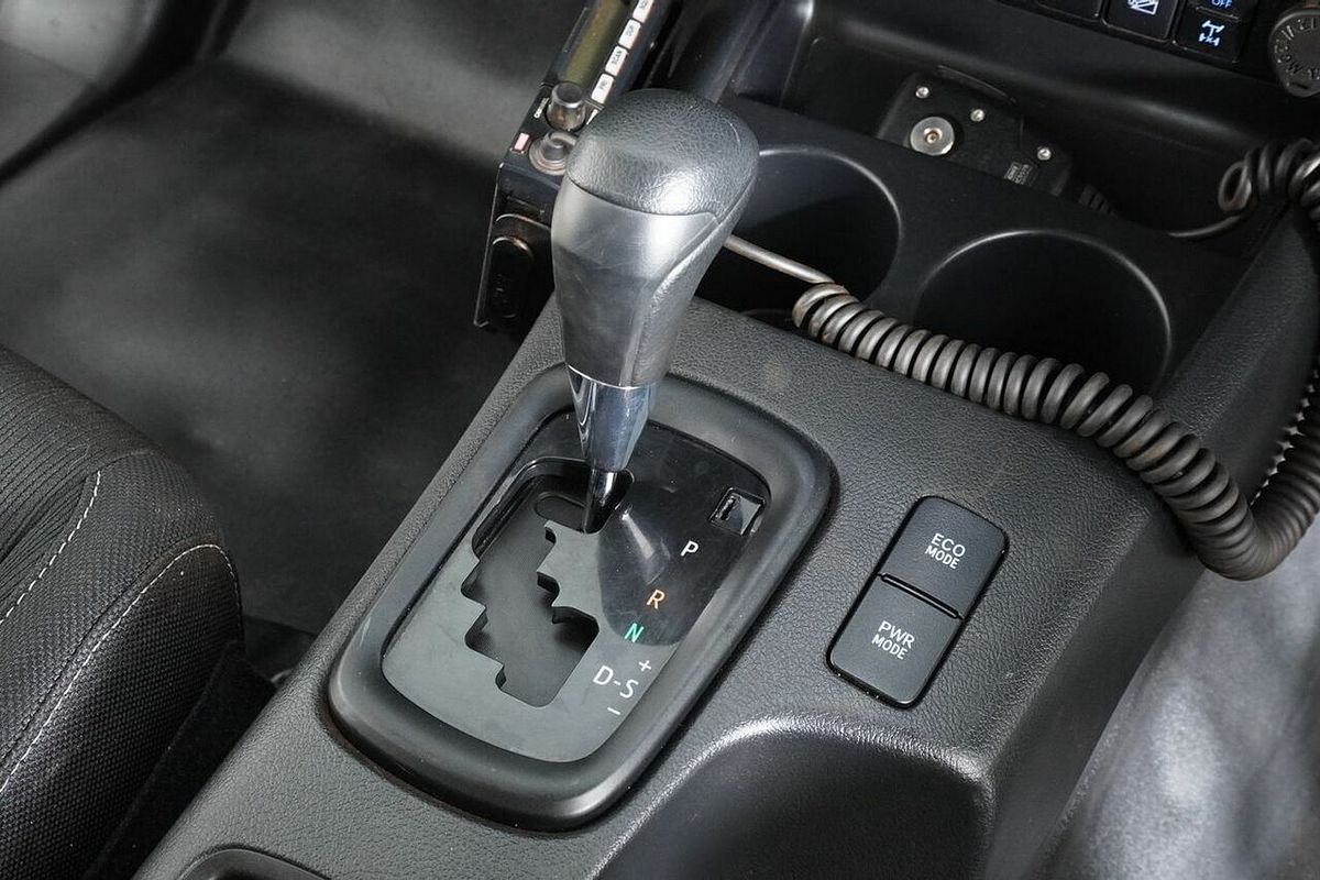 2020 Toyota Hilux SR (4x4) GUN126R Facelift 4X4
