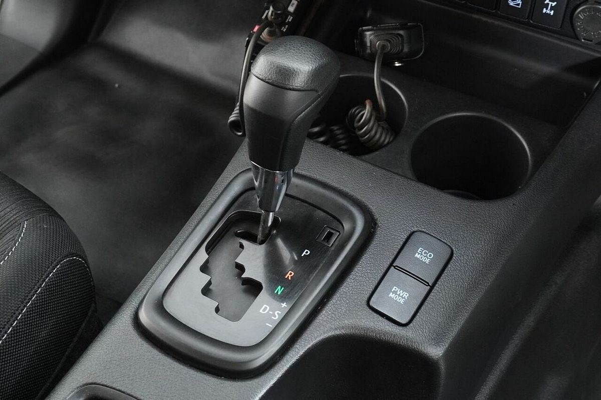 2018 Toyota Hilux SR (4x4) GUN126R MY19 4X4