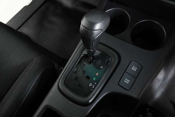 2020 Toyota Hilux SR (4x4) GUN126R Facelift 4X4