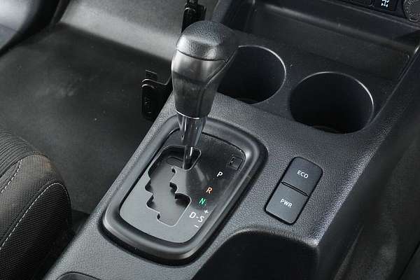 2022 Toyota Hilux SR (4x4) GUN126R 4X4