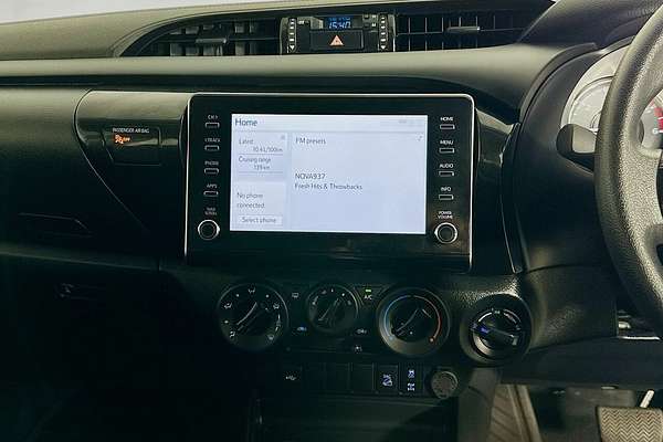 2024 Toyota Hilux SR (4x4) GUN126R 4X4