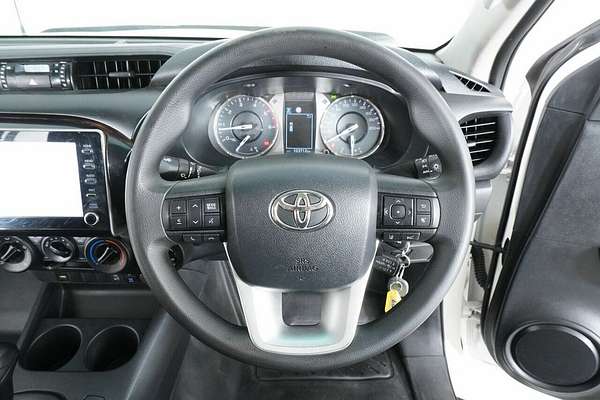 2021 Toyota Hilux SR (4x4) GUN126R Facelift 4X4