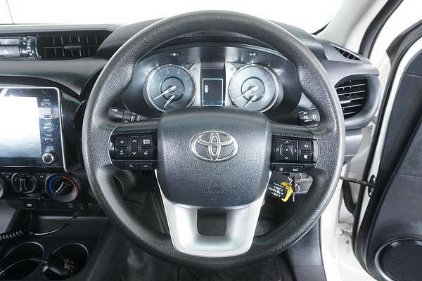 2021 Toyota Hilux SR (4x4) GUN126R Facelift 4X4