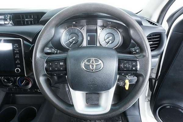 2021 Toyota Hilux SR (4x4) GUN126R Facelift 4X4