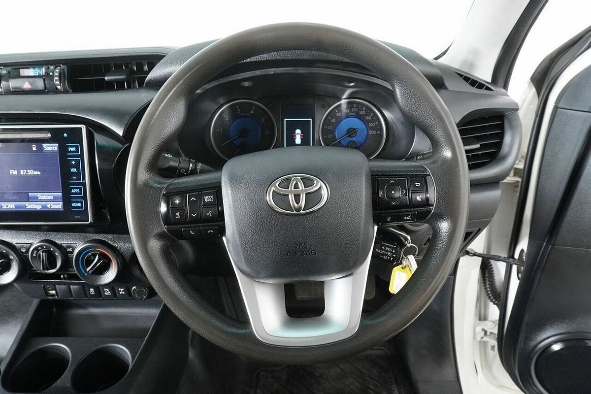 2020 Toyota Hilux SR (4x4) GUN126R Facelift 4X4