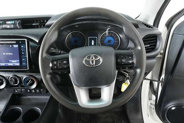 2020 Toyota Hilux SR (4x4) GUN126R Facelift 4X4