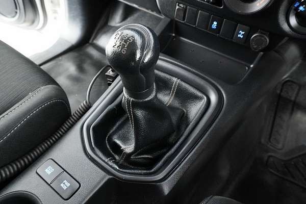 2020 Toyota Hilux SR (4x4) GUN126R MY19 Upgrade 4X4