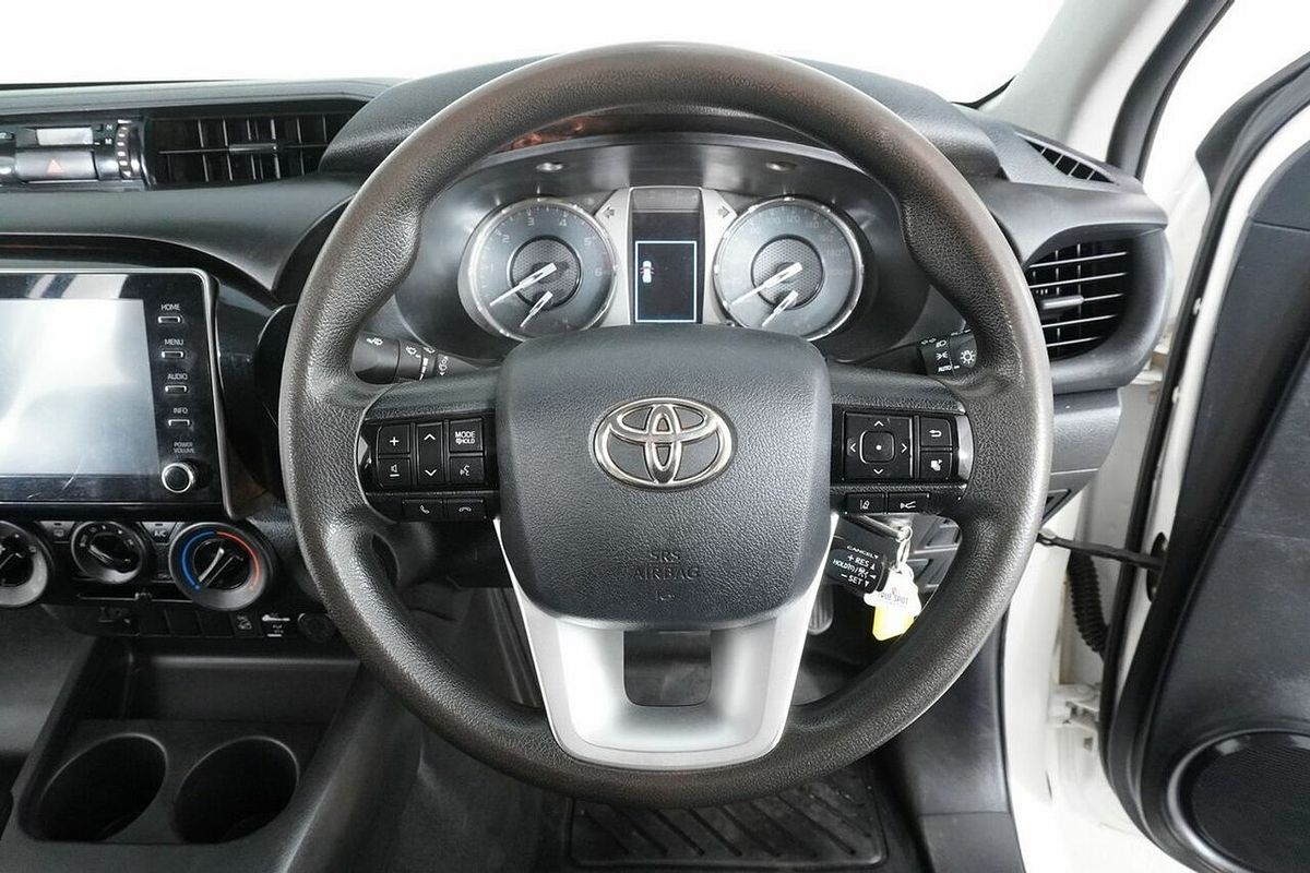 2021 Toyota Hilux SR (4x4) GUN126R Facelift 4X4