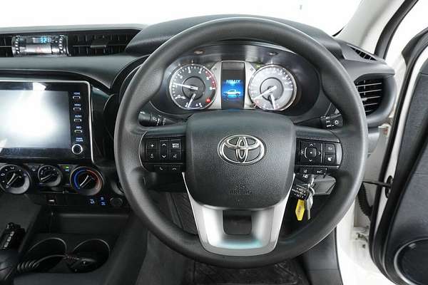 2020 Toyota Hilux SR (4x4) GUN126R Facelift 4X4