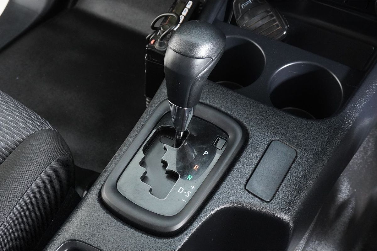 2021 Toyota Hilux Workmate (4x4) GUN125R Facelift 4X4