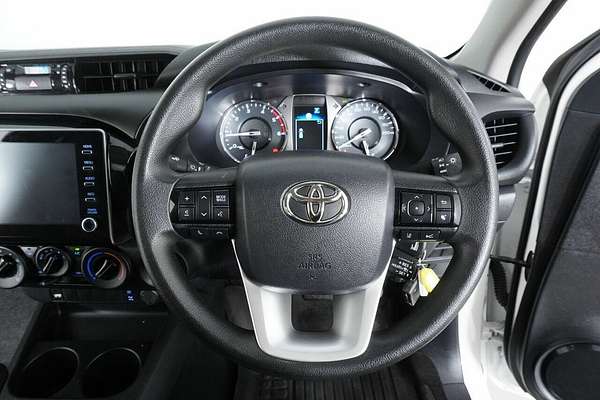 2021 Toyota Hilux SR (4x4) GUN126R Facelift 4X4
