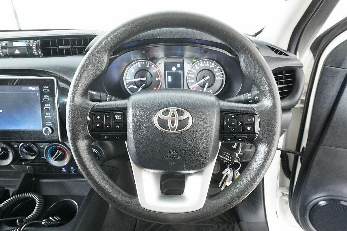 2021 Toyota Hilux SR (4x4) GUN126R Facelift 4X4