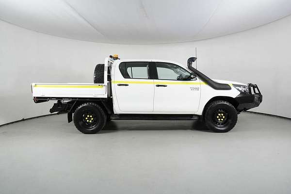 2021 Toyota Hilux SR (4x4) GUN126R Facelift 4X4