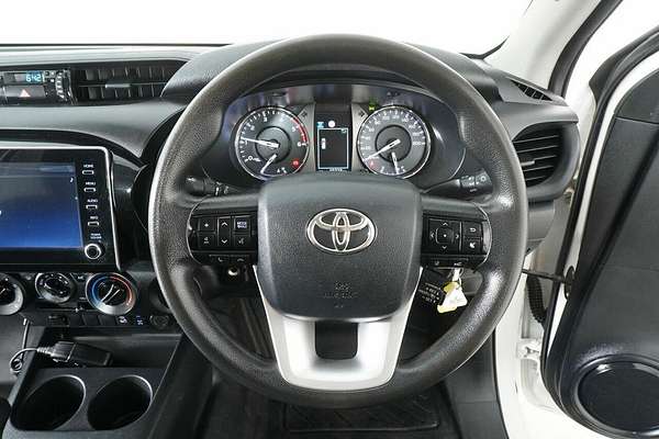 2021 Toyota Hilux SR (4x4) GUN126R Facelift 4X4