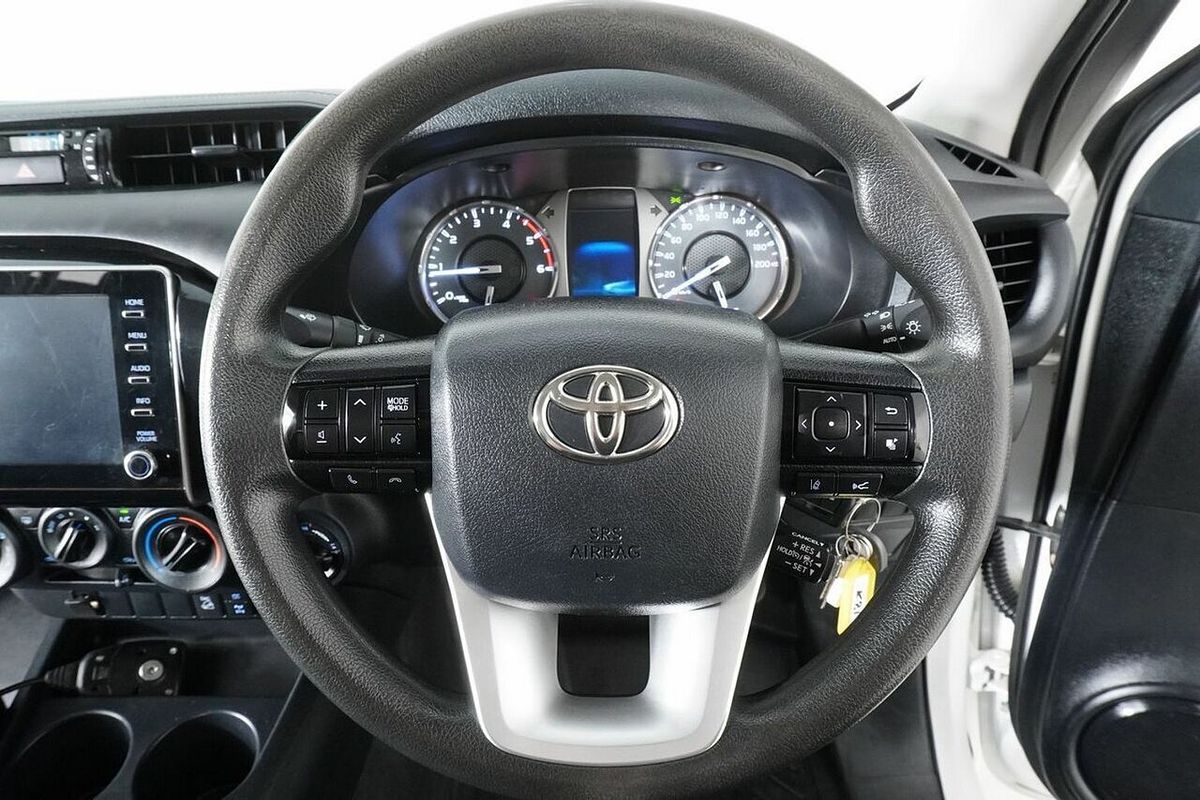 2021 Toyota Hilux SR (4x4) GUN126R Facelift 4X4