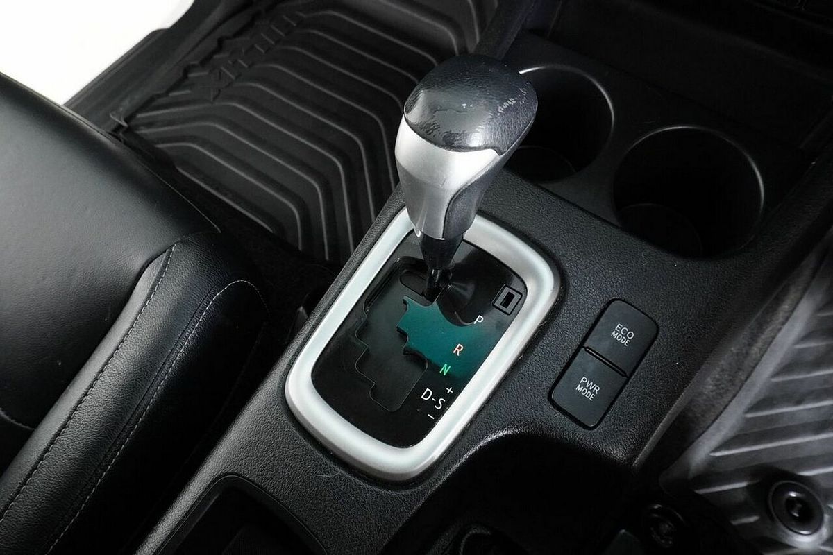 2018 Toyota Hilux SR5 (4x4) GUN126R MY19 4X4