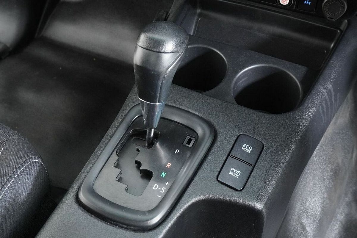 2019 Toyota Hilux SR (4x4) GUN126R MY19 4X4