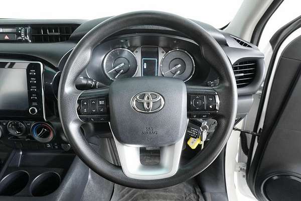 2022 Toyota Hilux SR (4x4) GUN126R 4X4