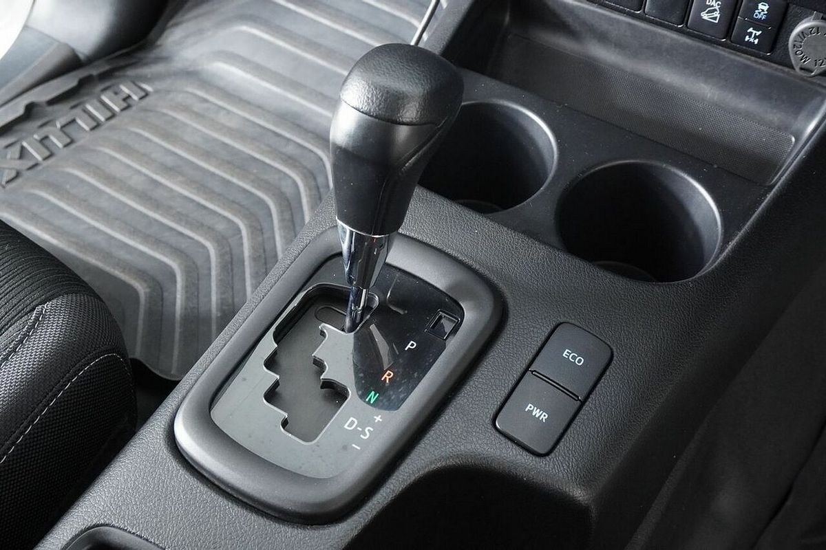2023 Toyota Hilux SR (4x4) GUN126R 4X4