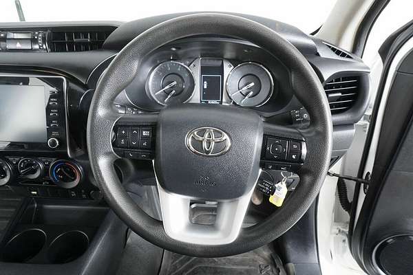 2022 Toyota Hilux SR (4x4) GUN126R 4X4