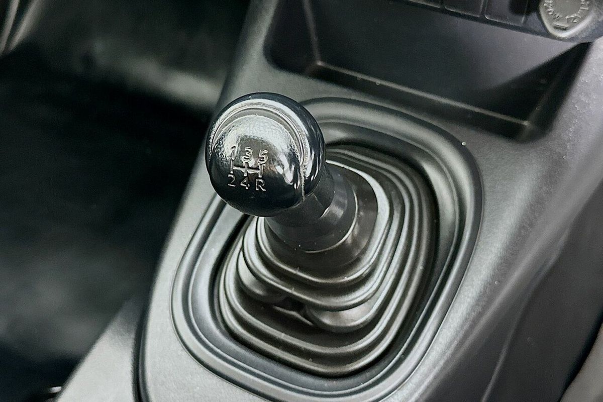 2019 Toyota Hilux Workmate TGN121R MY19 Rear Wheel Drive