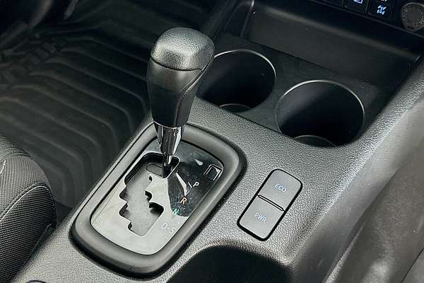 2024 Toyota Hilux SR (4x4) GUN126R 4X4