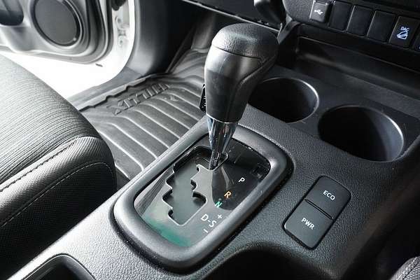 2024 Toyota Hilux SR (4x4) GUN126R 4X4