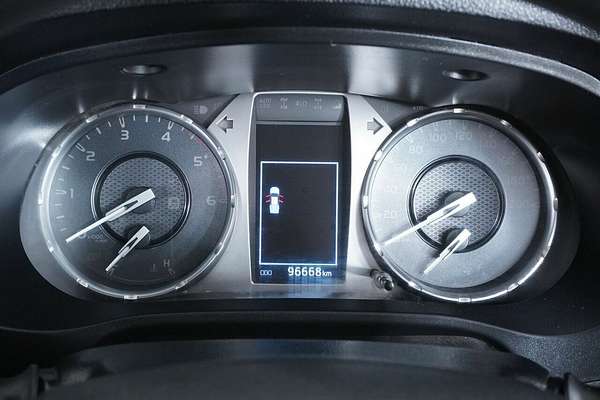 2020 Toyota Hilux SR (4x4) GUN126R Facelift 4X4