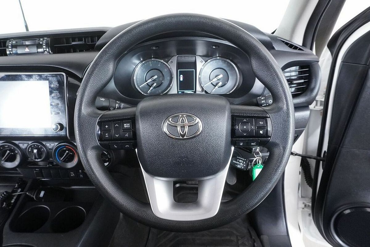 2020 Toyota Hilux SR (4x4) GUN126R Facelift 4X4