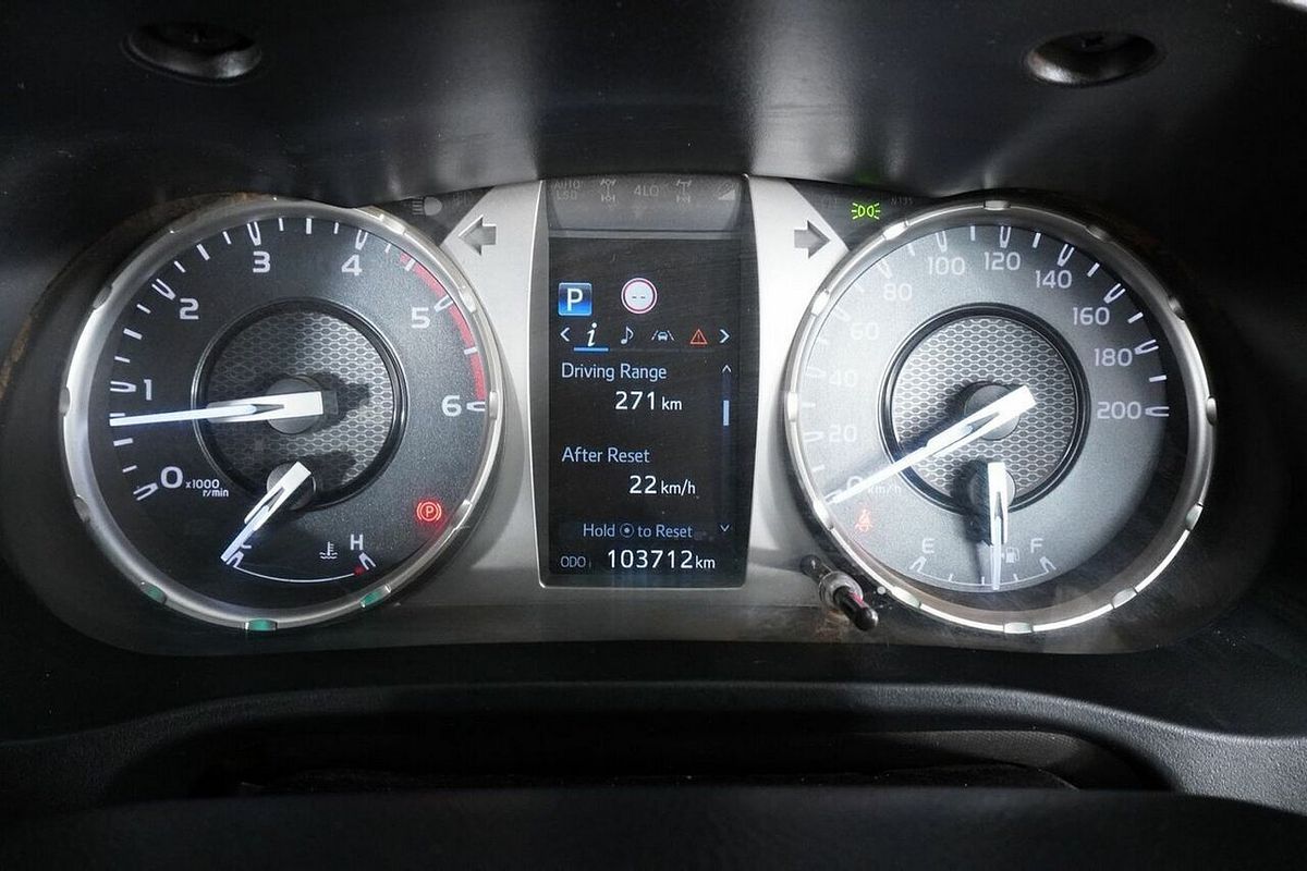 2021 Toyota Hilux SR (4x4) GUN126R Facelift 4X4