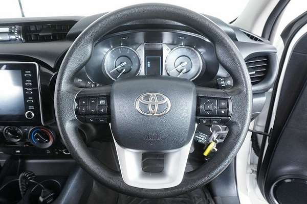 2020 Toyota Hilux SR (4x4) GUN126R Facelift 4X4