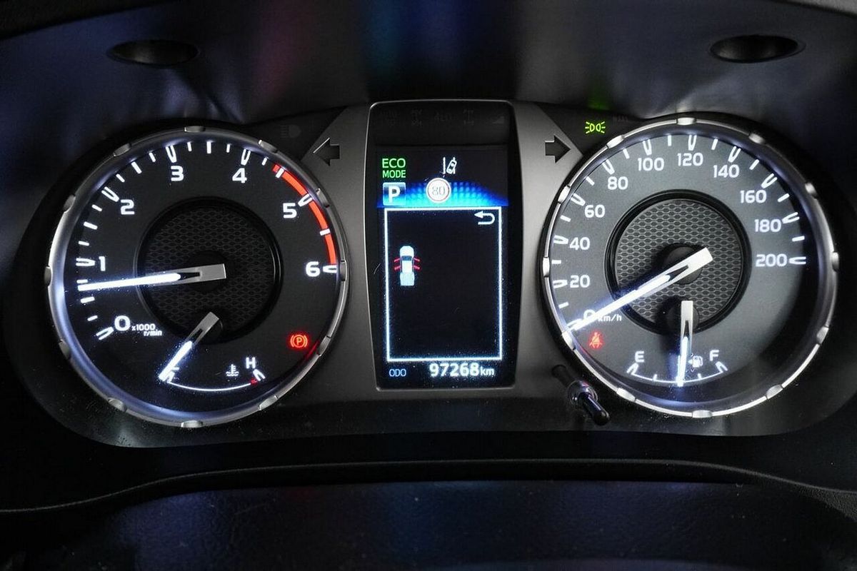 2021 Toyota Hilux SR (4x4) GUN126R Facelift 4X4