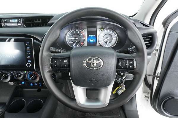 2022 Toyota Hilux SR (4x4) GUN126R 4X4