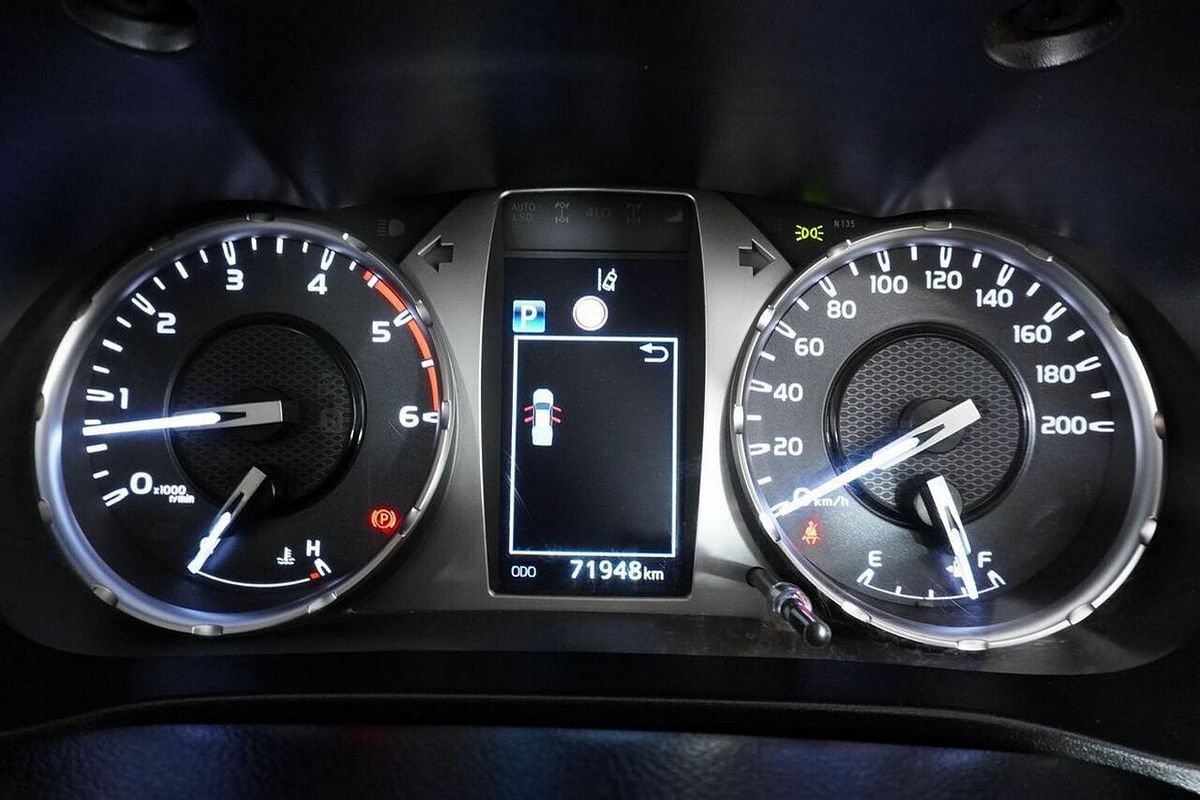 2021 Toyota Hilux SR (4x4) GUN126R Facelift 4X4