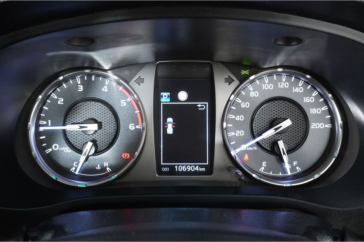 2021 Toyota Hilux SR (4x4) GUN126R 4X4