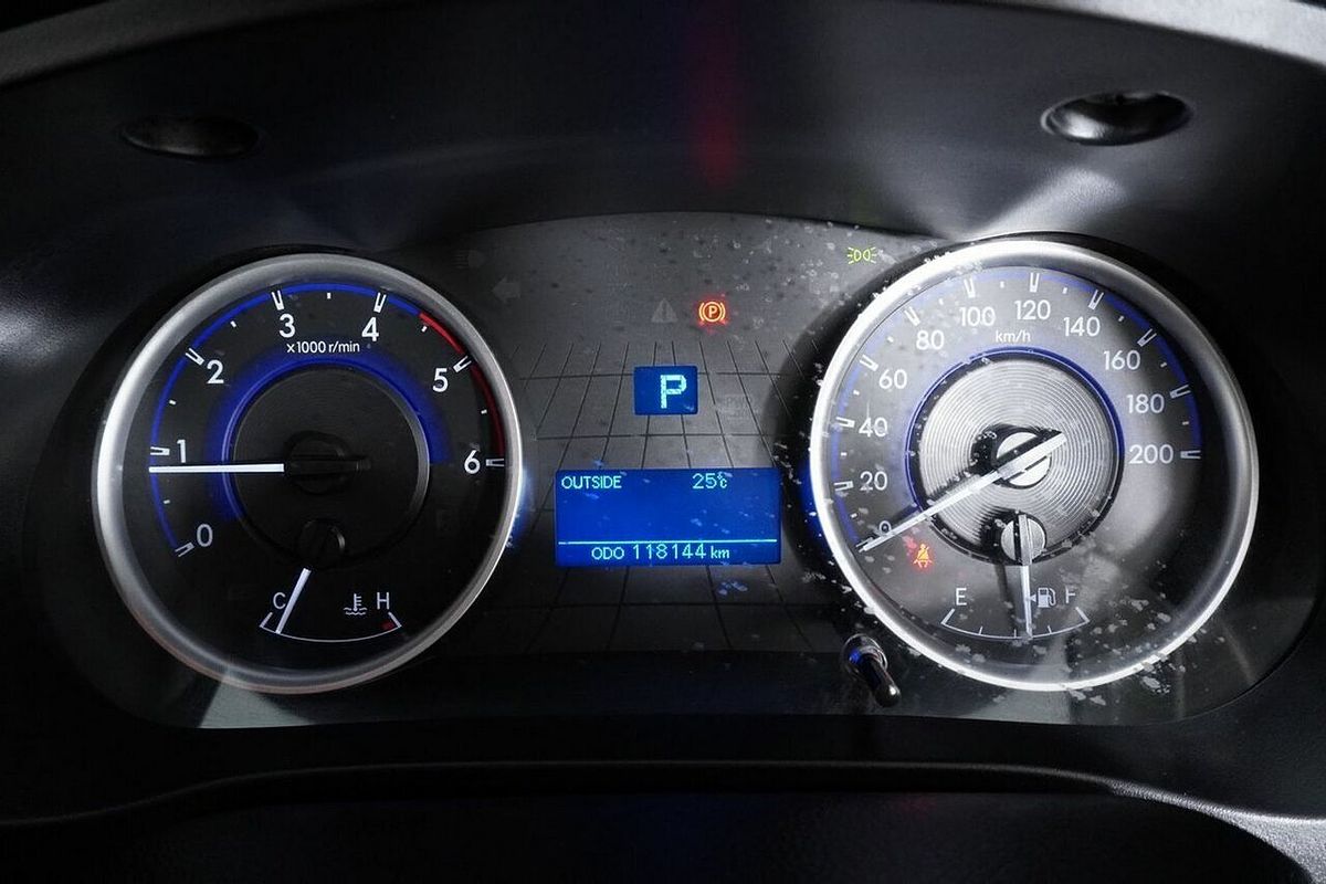 2017 Toyota Hilux SR (4x4) GUN126R 4X4