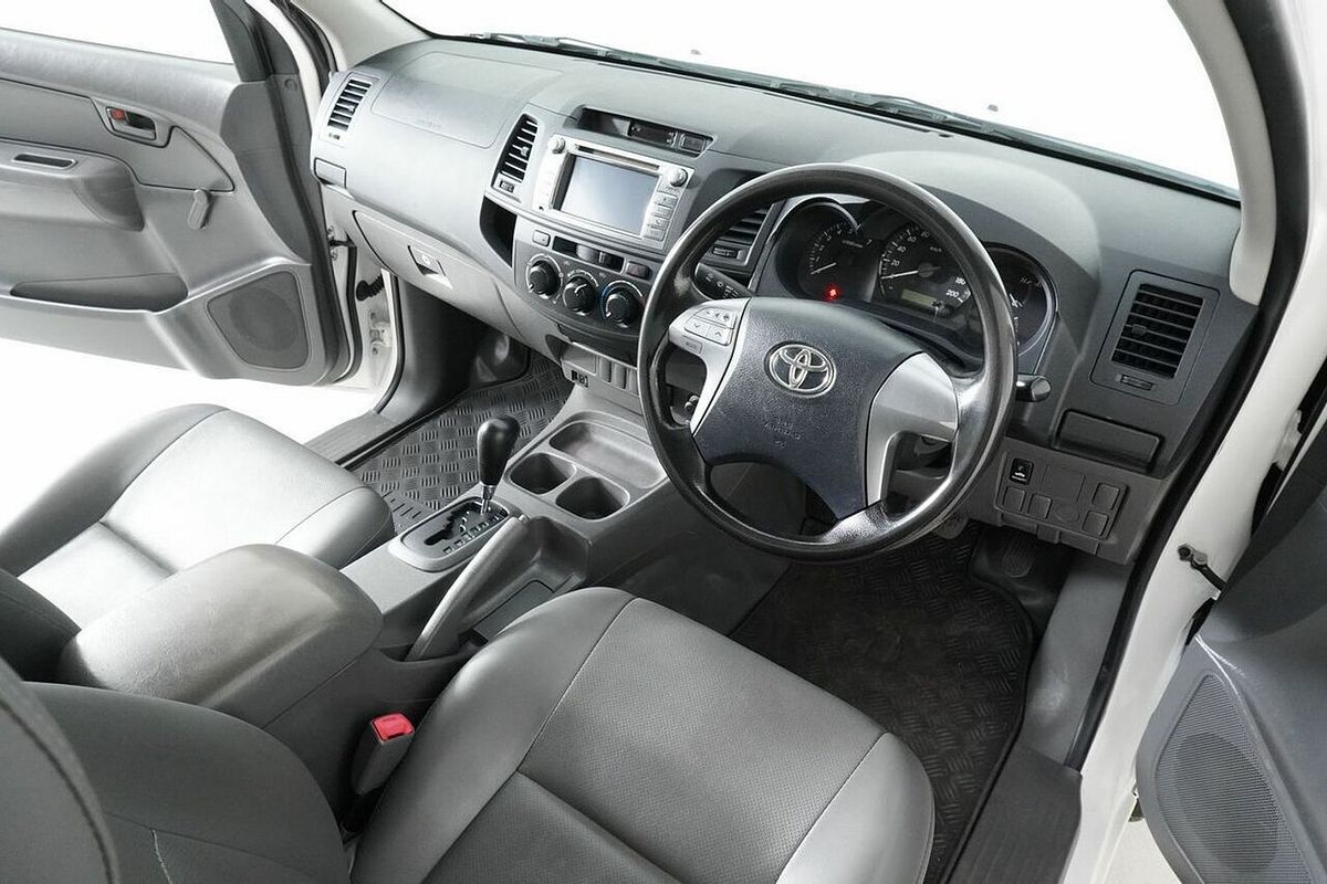 2015 Toyota Hilux Workmate TGN16R MY14 Rear Wheel Drive