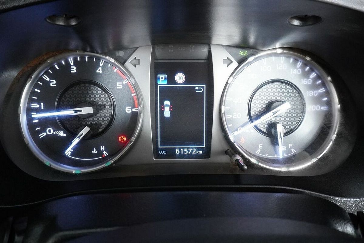 2020 Toyota Hilux SR (4x4) GUN126R Facelift 4X4