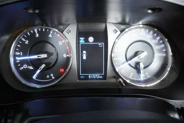 2020 Toyota Hilux SR (4x4) GUN126R Facelift 4X4