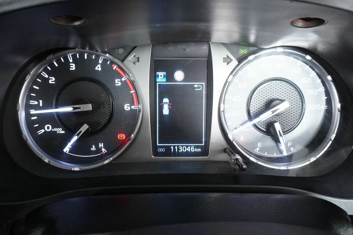2020 Toyota Hilux SR (4x4) GUN126R Facelift 4X4