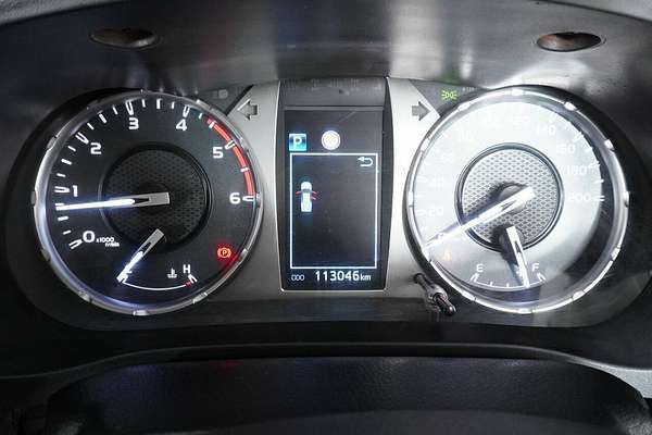 2020 Toyota Hilux SR (4x4) GUN126R Facelift 4X4