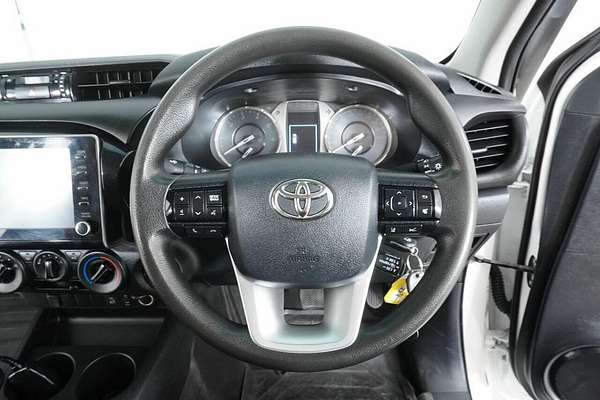 2022 Toyota Hilux SR (4x4) GUN126R 4X4