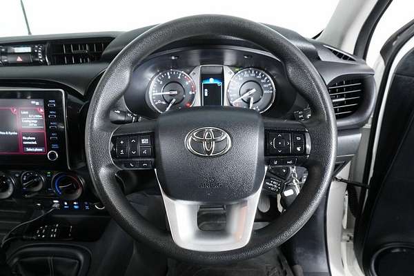 2021 Toyota Hilux SR (4x4) GUN126R Facelift 4X4