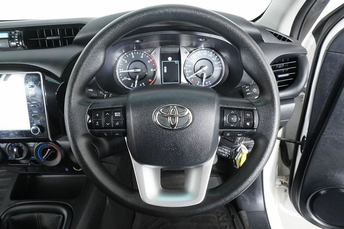 2022 Toyota Hilux SR (4x4) GUN126R 4X4
