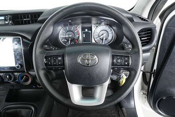 2022 Toyota Hilux SR (4x4) GUN126R 4X4
