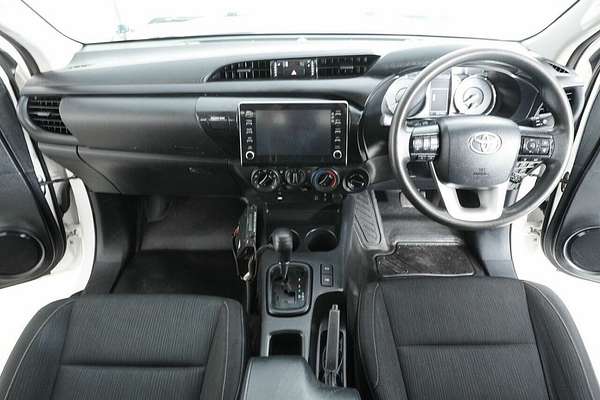 2021 Toyota Hilux SR (4x4) GUN126R Facelift 4X4