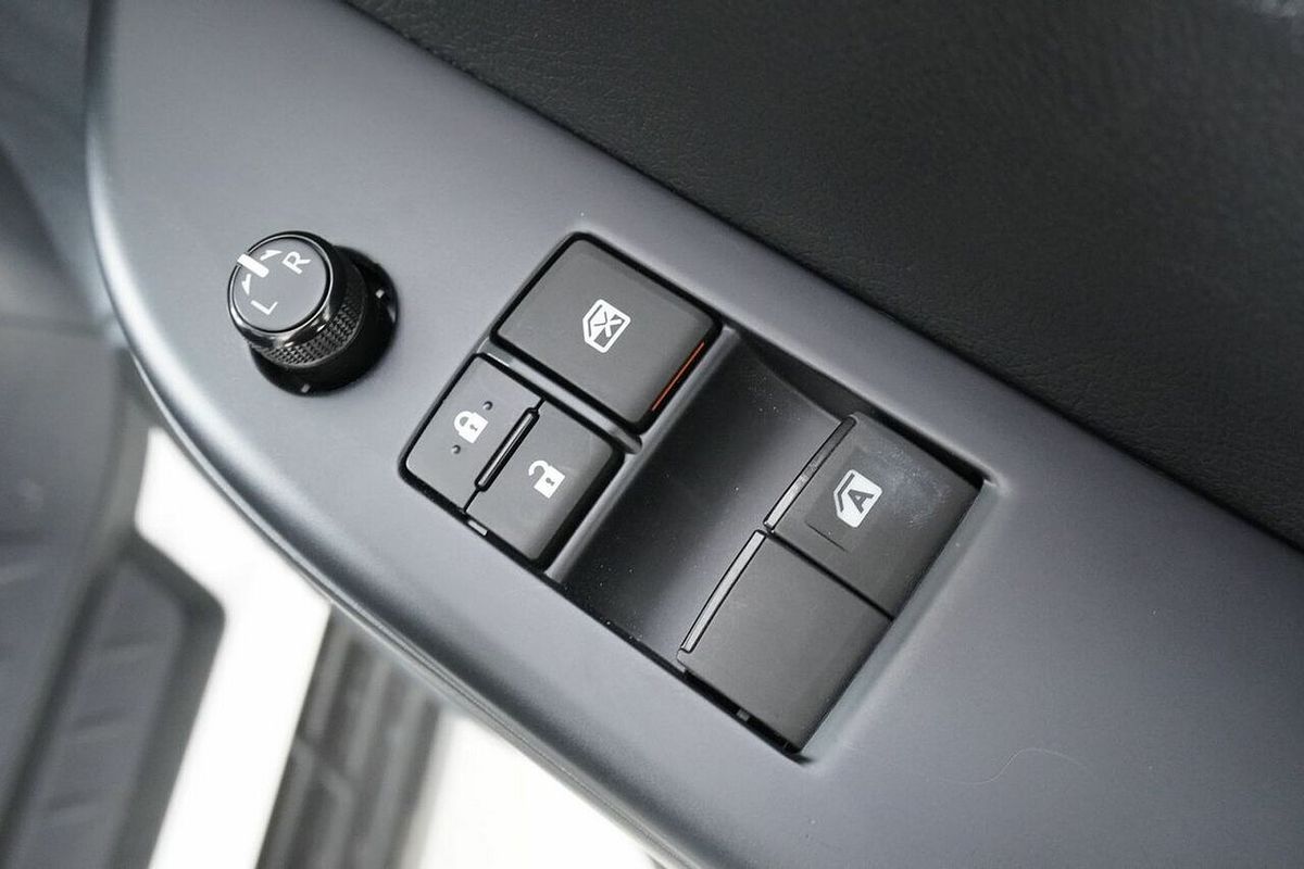 2024 Toyota Hilux SR (4x4) GUN126R 4X4